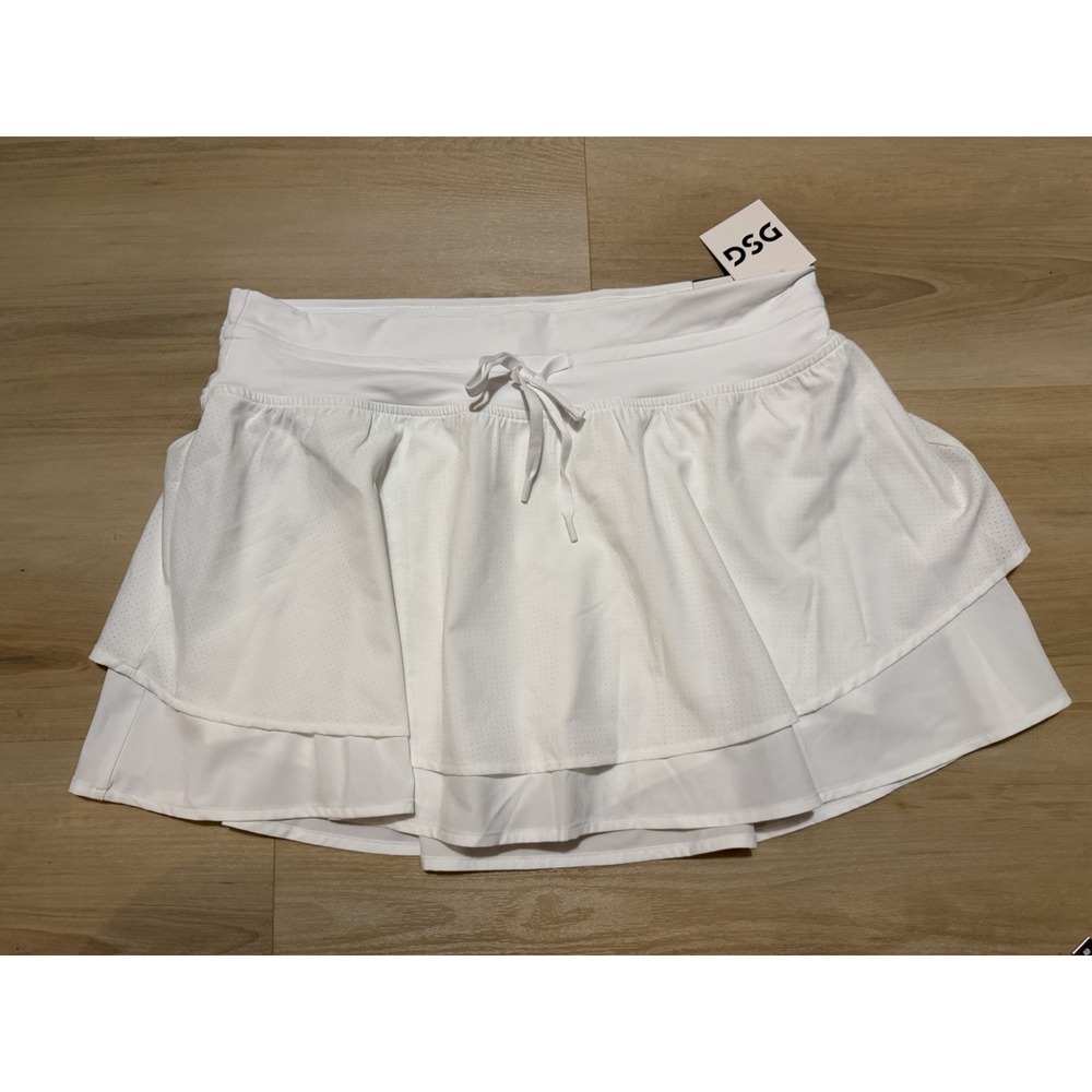 NWT DSG Women's Stride Skort in Pure White Size XL Skirt With Shorts